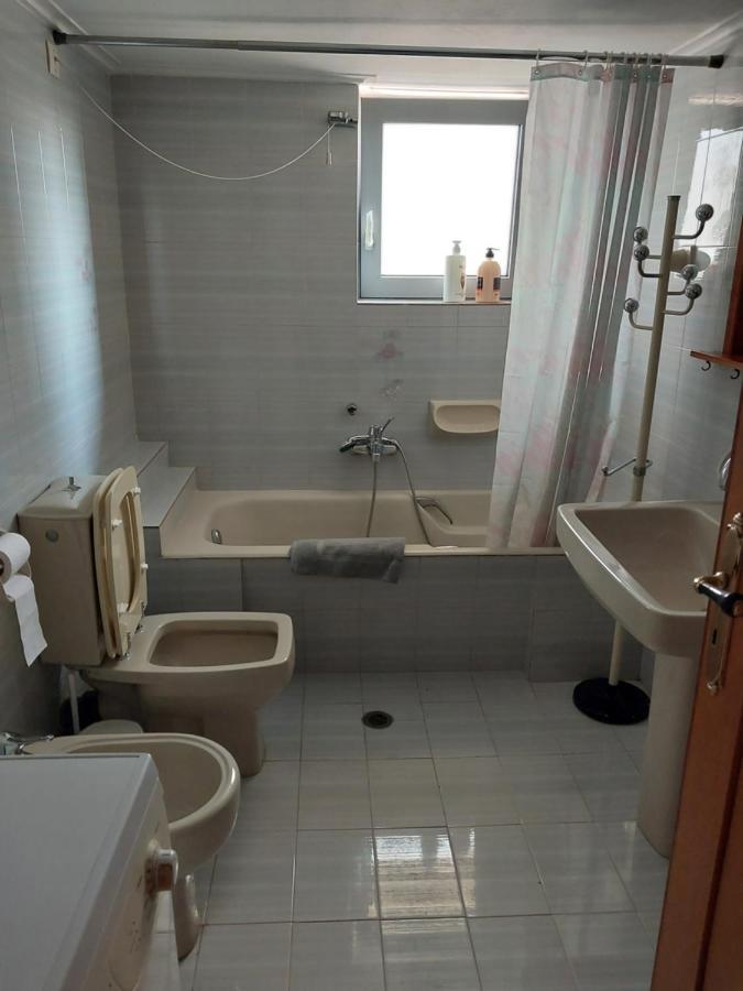 Passatempo Casa - 3 Bedroom Apartment Close To The Swimming Pool Gerani  Extérieur photo