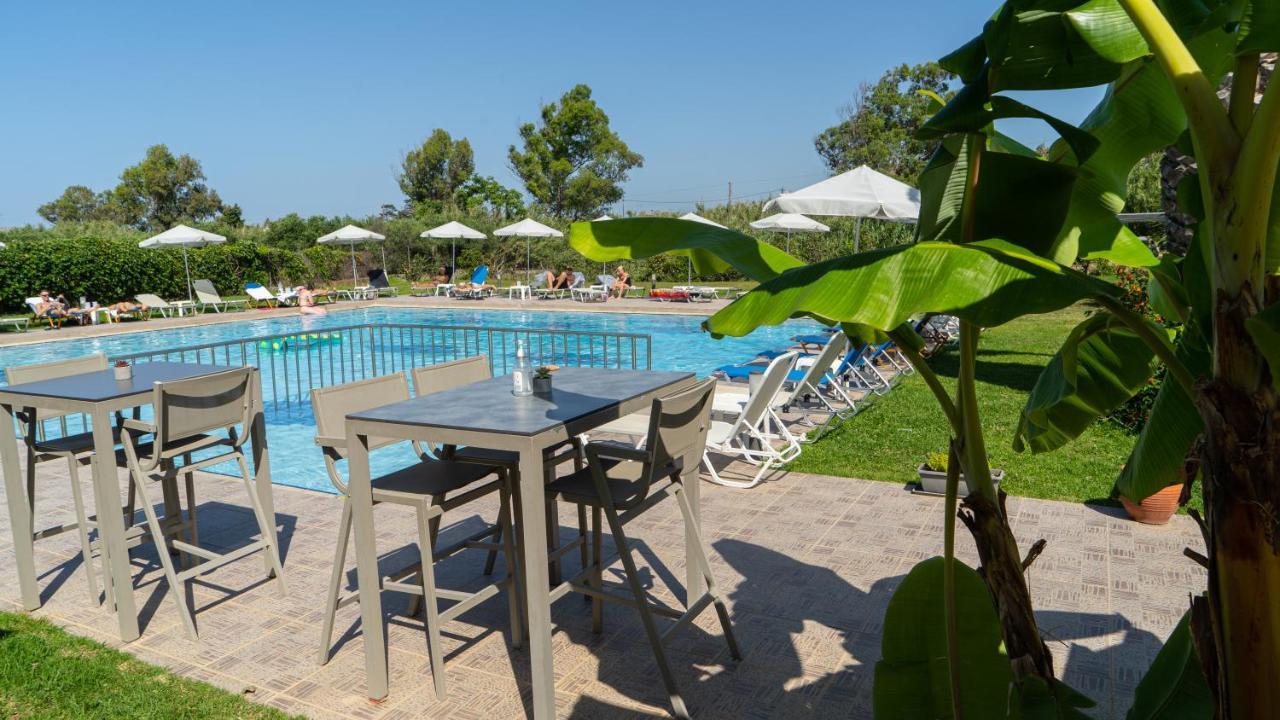 Passatempo Casa - 3 Bedroom Apartment Close To The Swimming Pool Gerani  Extérieur photo